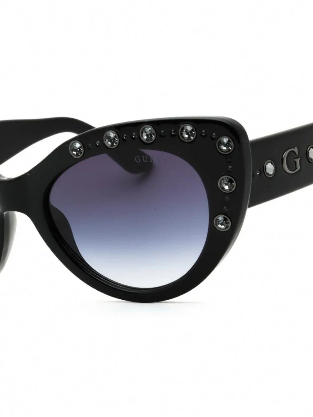 NWT GU00163 Cat eye with rhinestones. Includes case. Size 54